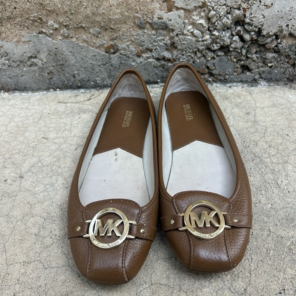 Michael Kors Fulton Moccasin Flat Gold Tone Logo Ballet Women's Size 10M